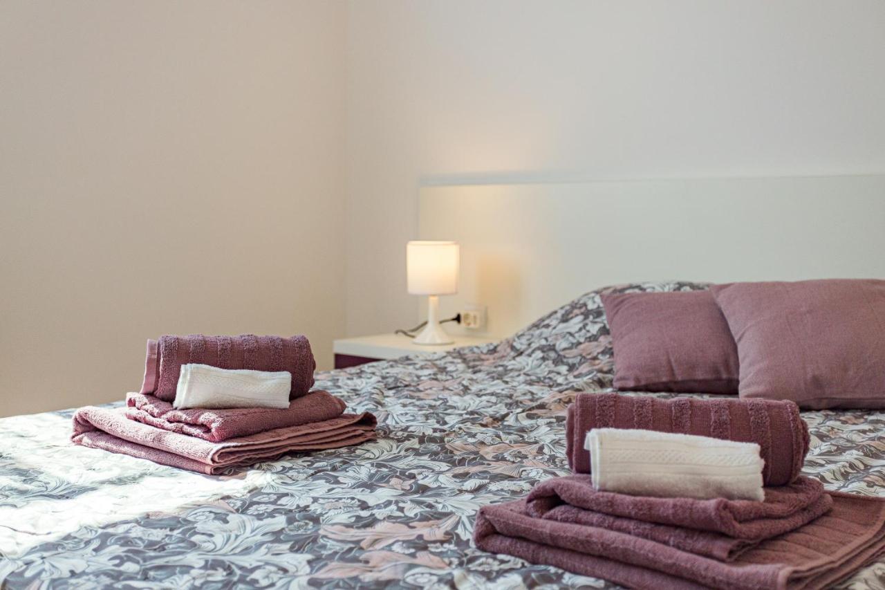 Seaside Apartment Lara Баньоле Екстер'єр фото